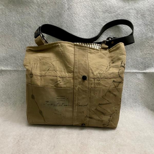 Signature Shoulder Bag | Sew Unique Unlimited